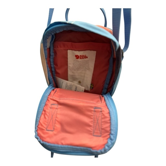 Fjallraven Kanken Art Sling - Picture 7 of 8